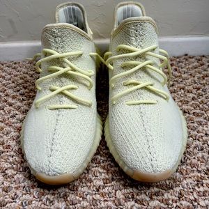 Yeezy 350 V2 (BUTTERS)